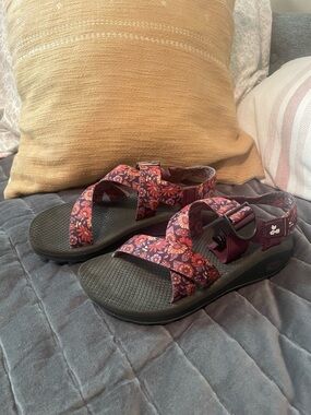 Chaco Cloud Woodstock Summer of ‘69 Wide Z Strap